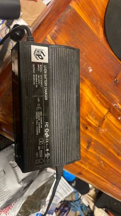 Li-ion Battery Charger