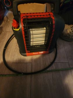 Propane heater ! Comes with a Propane tank