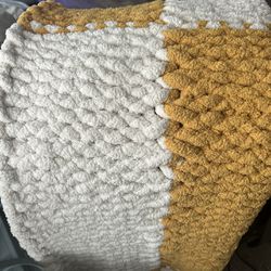 Chunky Knit Blankets 