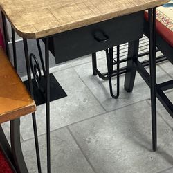 Small Tables & Stands - Location In Description 