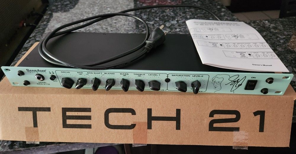 TECH 21 GED-2112, Geddy Lee Signature SansAmp/PreAmp