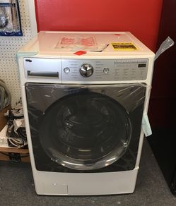 New scratch and dent washer. 1 year warranty
