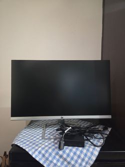 [Urgent] must sell by this month!! HP 23.8 inch computer monitor