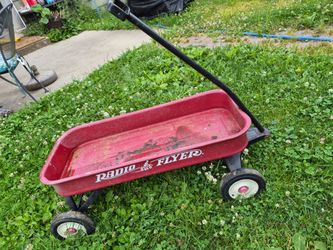 Radio flyer wagon