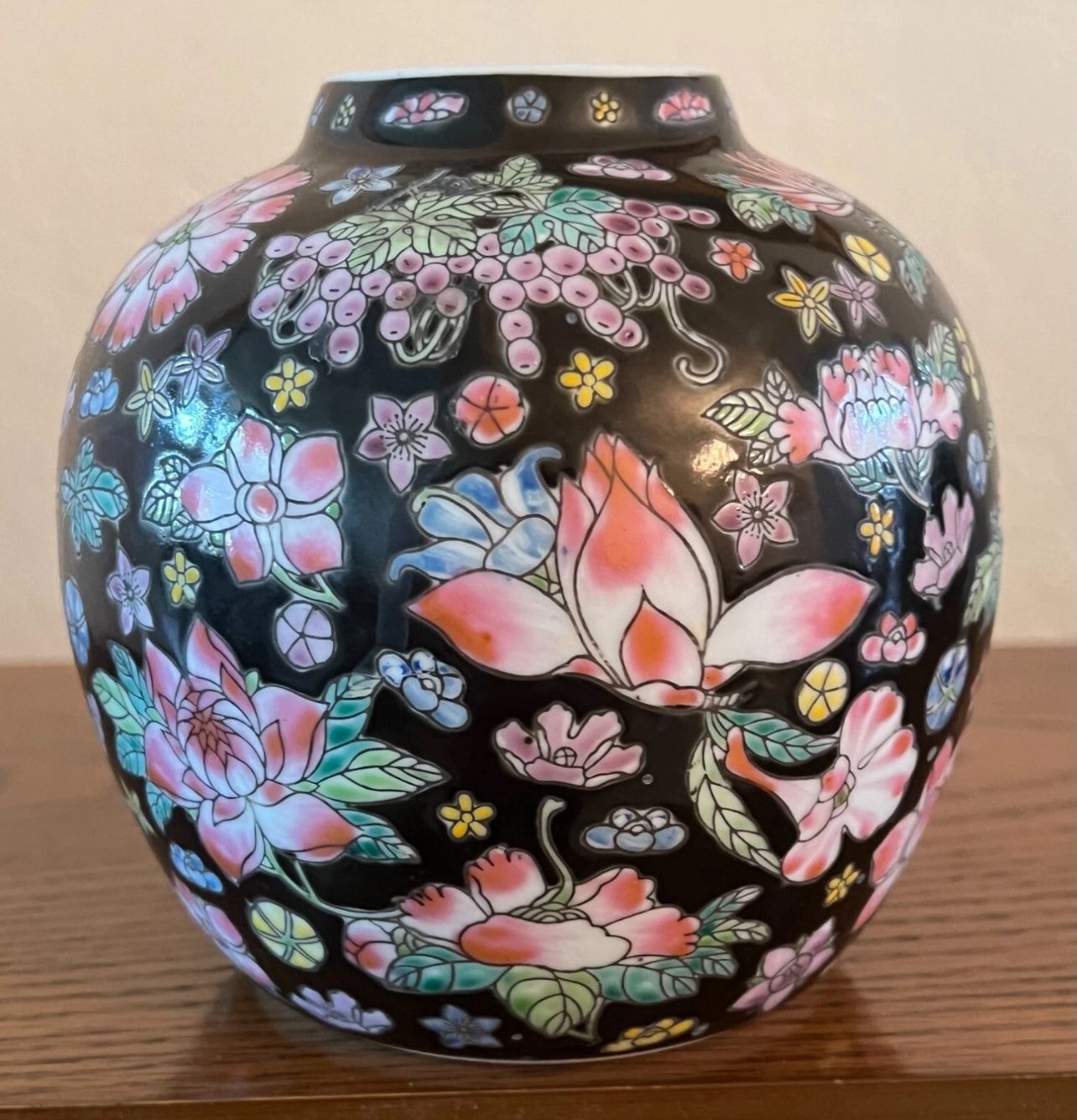 Antique Chinese Famille Noir Ginger Jar Overglaze Enamel 5” x 5" Stamped