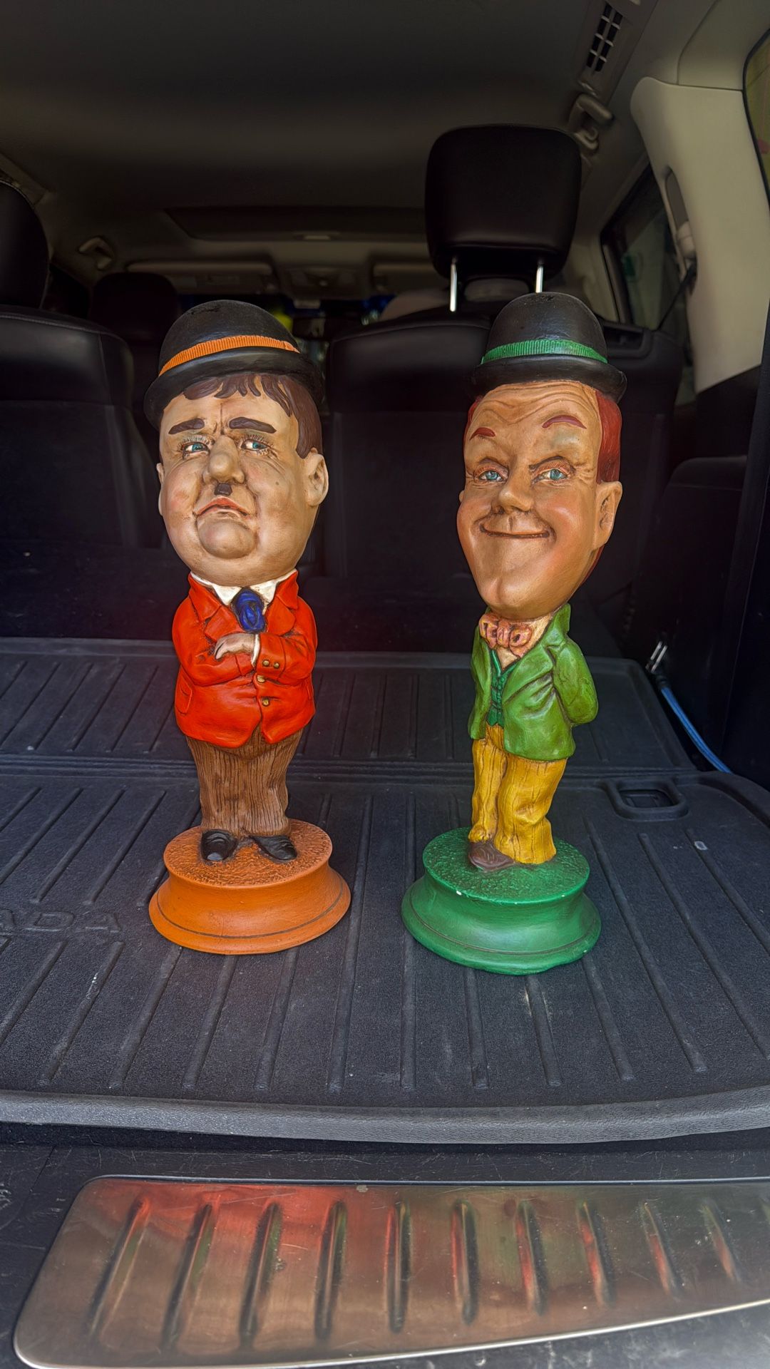 Laurel and Hardy statues