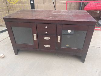 Entertainment center