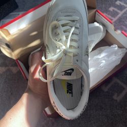 Nike DBreak SE 