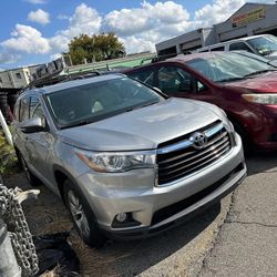 2016 Toyota Highlander