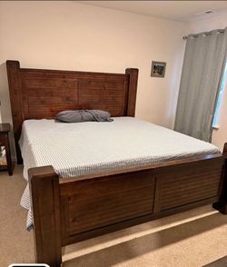 King Size  bedframe