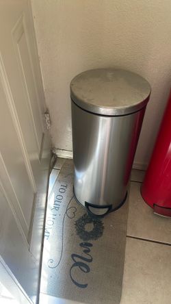 Trash can/bote para basura