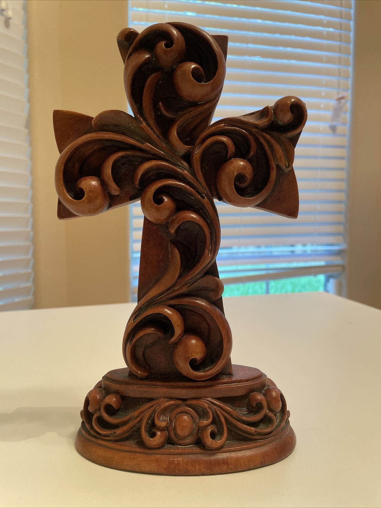 Caffco International Biltmore Inspirations Collection Baroque Table Cross
