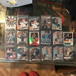NBA Lamelo Ball 17 Card Lots 🔥 $210
