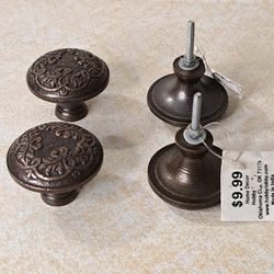 4 Victorian Cabinet Knobs Cast Iron Embossed Leaves Antique Brass Finished