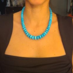 Lovely Turquoise oval bead necklace