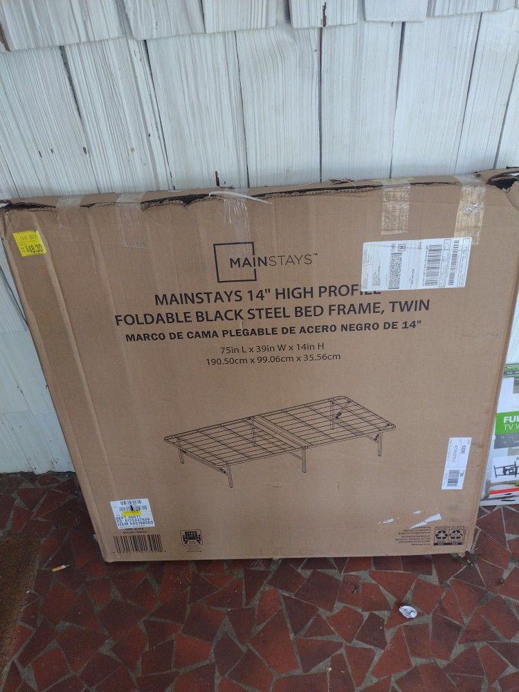 MainStay Metal Foldable Bed 