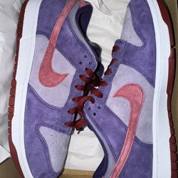 New Men’s Size 9.5 Nike Dunk Low Plum 