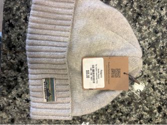 Brand new Patagonia beanie with Tag