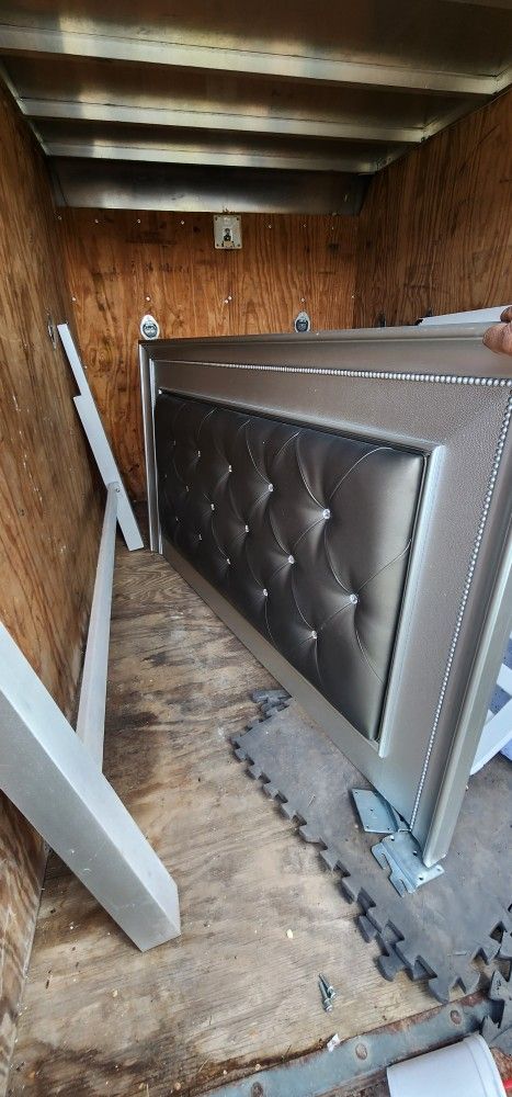 Queen Bed Frame 