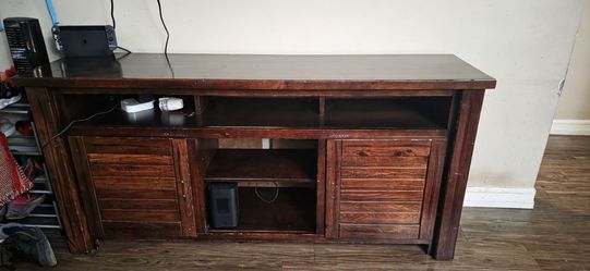 Tv stand