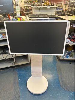 LG STANDING MONITOR