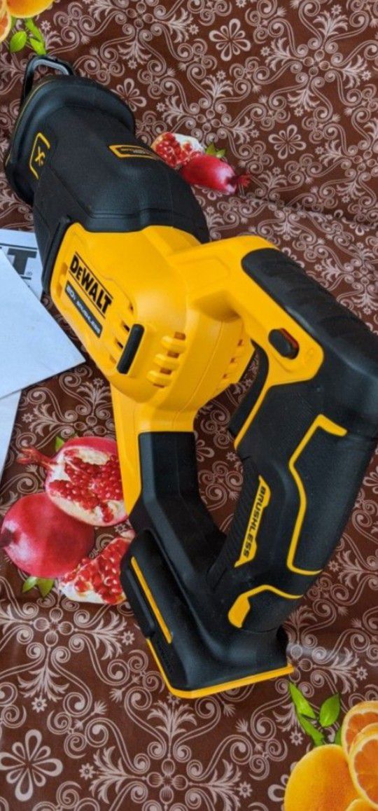 DEWALT

20V MAX XR Cordless Brushless Reciprocating Saw (Tool Only

