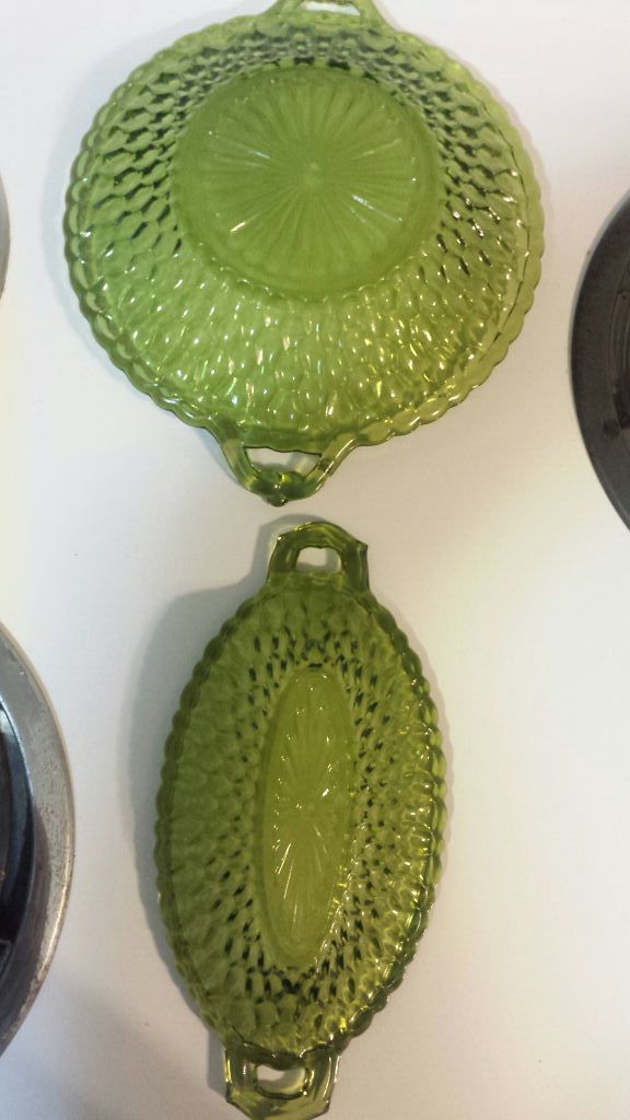 Indiana Glass Company Avocado Green Honeycomb Depression Glassware Set