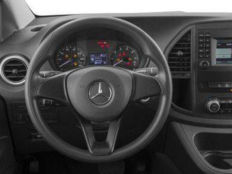 2017 Mercedes-Benz Metris Passenger Van Thumbnail