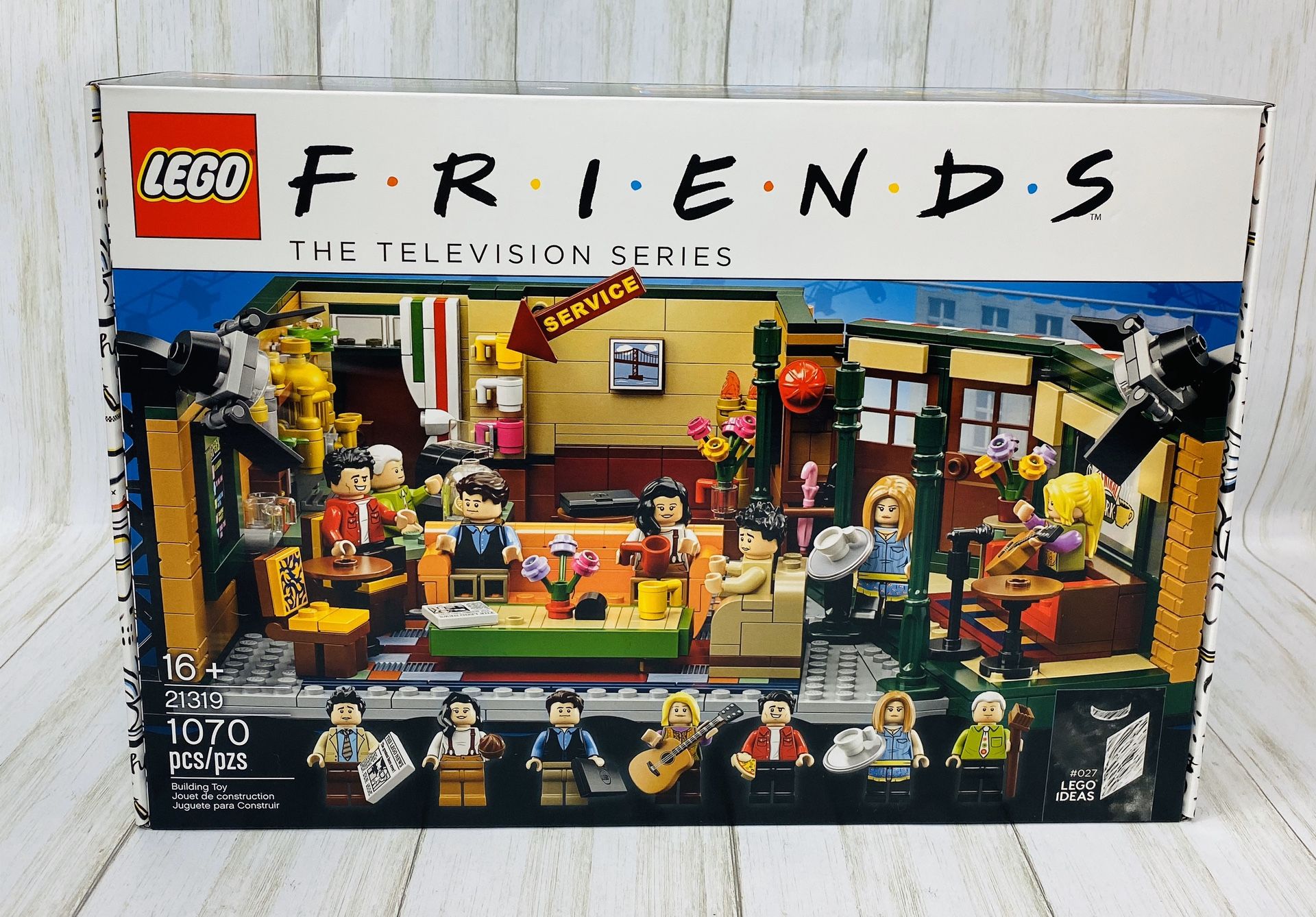 LEGO FRIENDS Central Perk Set Ideas 21319 Brand New In Hand Factory Sealed!