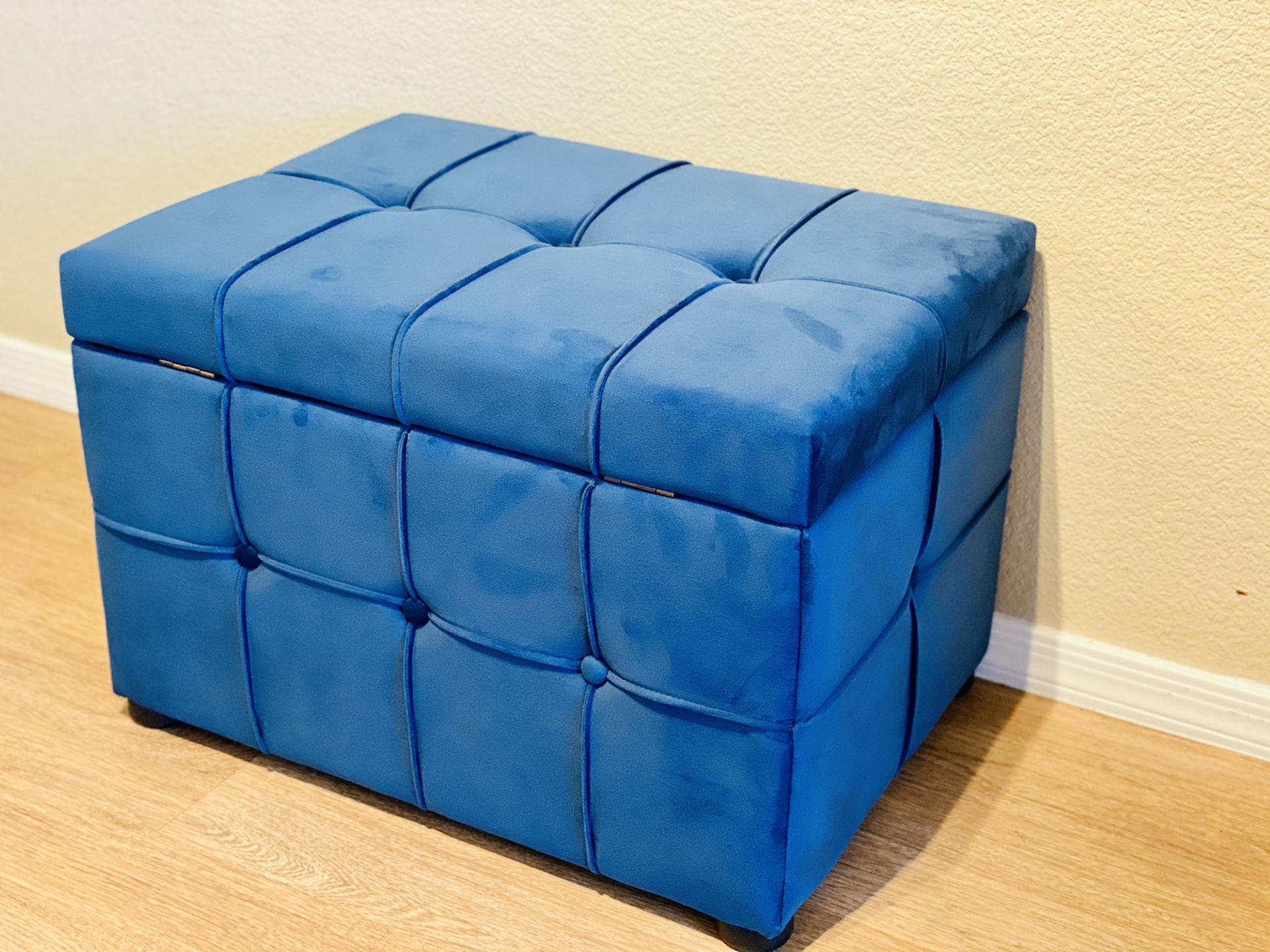 Ottoman with Storage