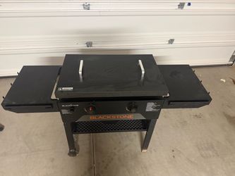BlackStone Flat Top Propane Griddle