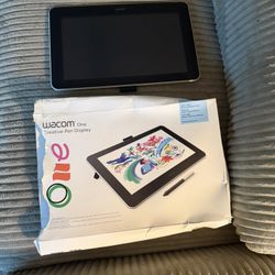 Wacom One 13.3” Creative Pen Display – Used Once (Box Damage)