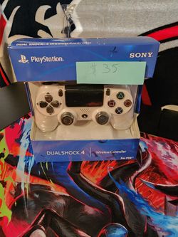 PS4 Controller