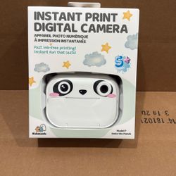 Kidamento Instant Camera for Kids - Koko the Panda: 2MP Digital Camera, 2.4" Screen, 32GB