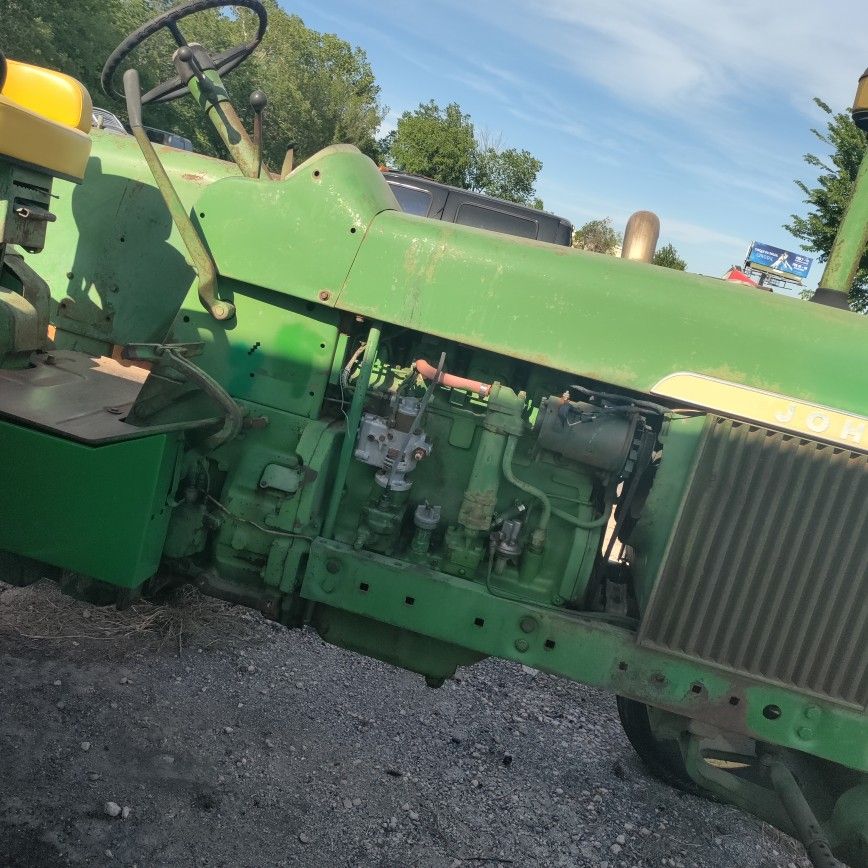 John Deere Tractor 