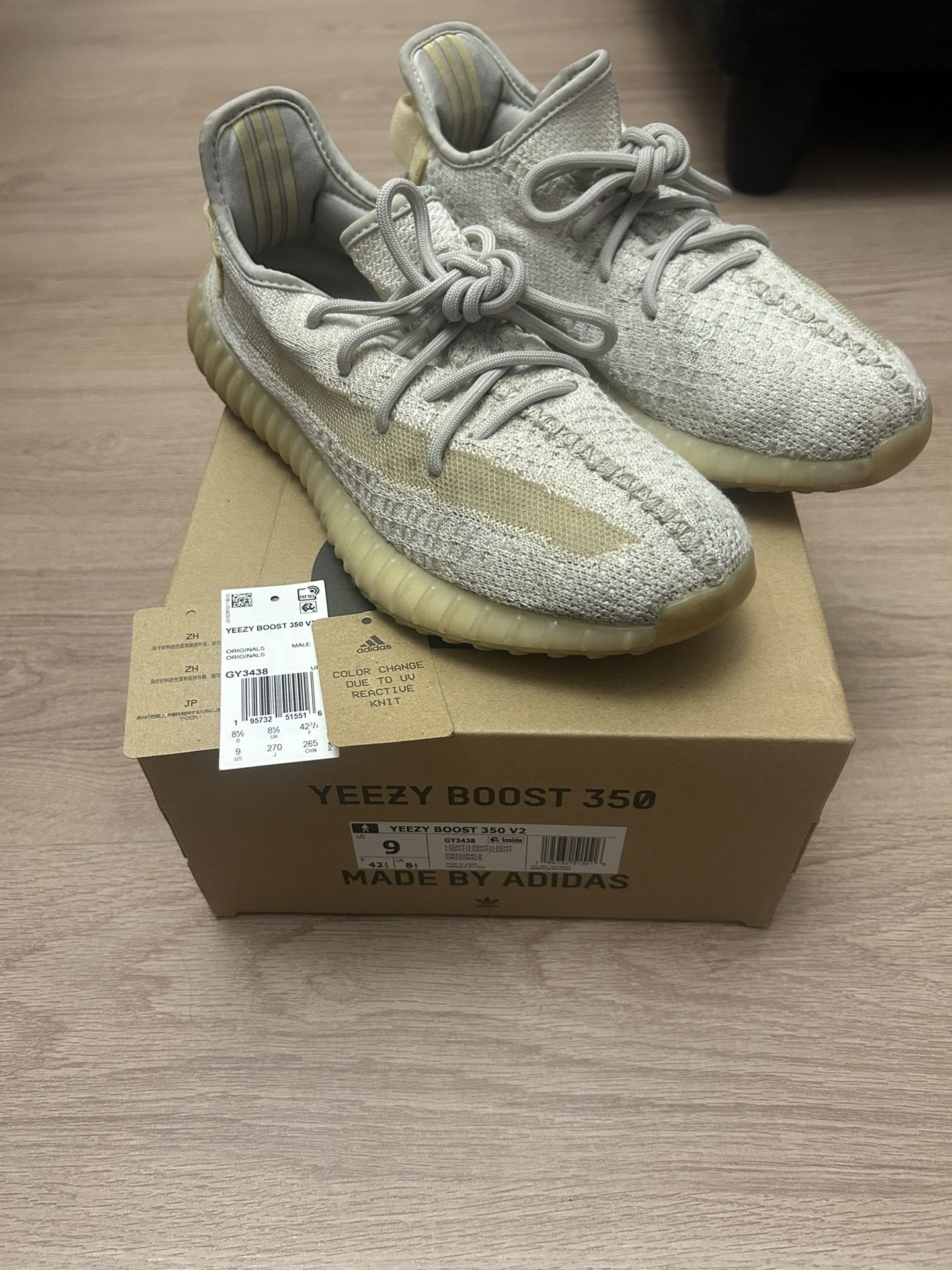 Adidas Yeezy Boost 350 V2 Light