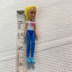 Mini Barbie On The Go