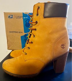 Timberland Laced Up Heeled Tan Boot