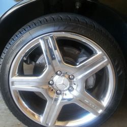 2 Single AMG Mercedes Chrome Rims with Sensor