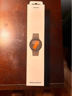 Brand new unopened galaxy watch7