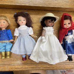 Madame Alexander dolls 