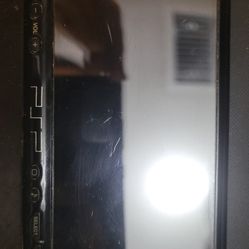 PSP 2000 HAS 57 GAMES ON IT 