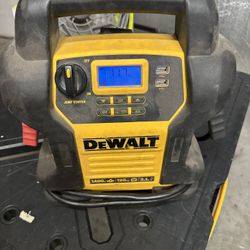 Dewalt Jump Starter 