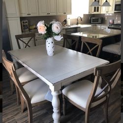 Raymour & Flanigan® - Aberdeen Dining Room Table & Chairs