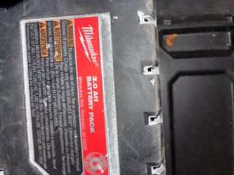 MILWAUKEE BATTERIES 3.0 & 5.0