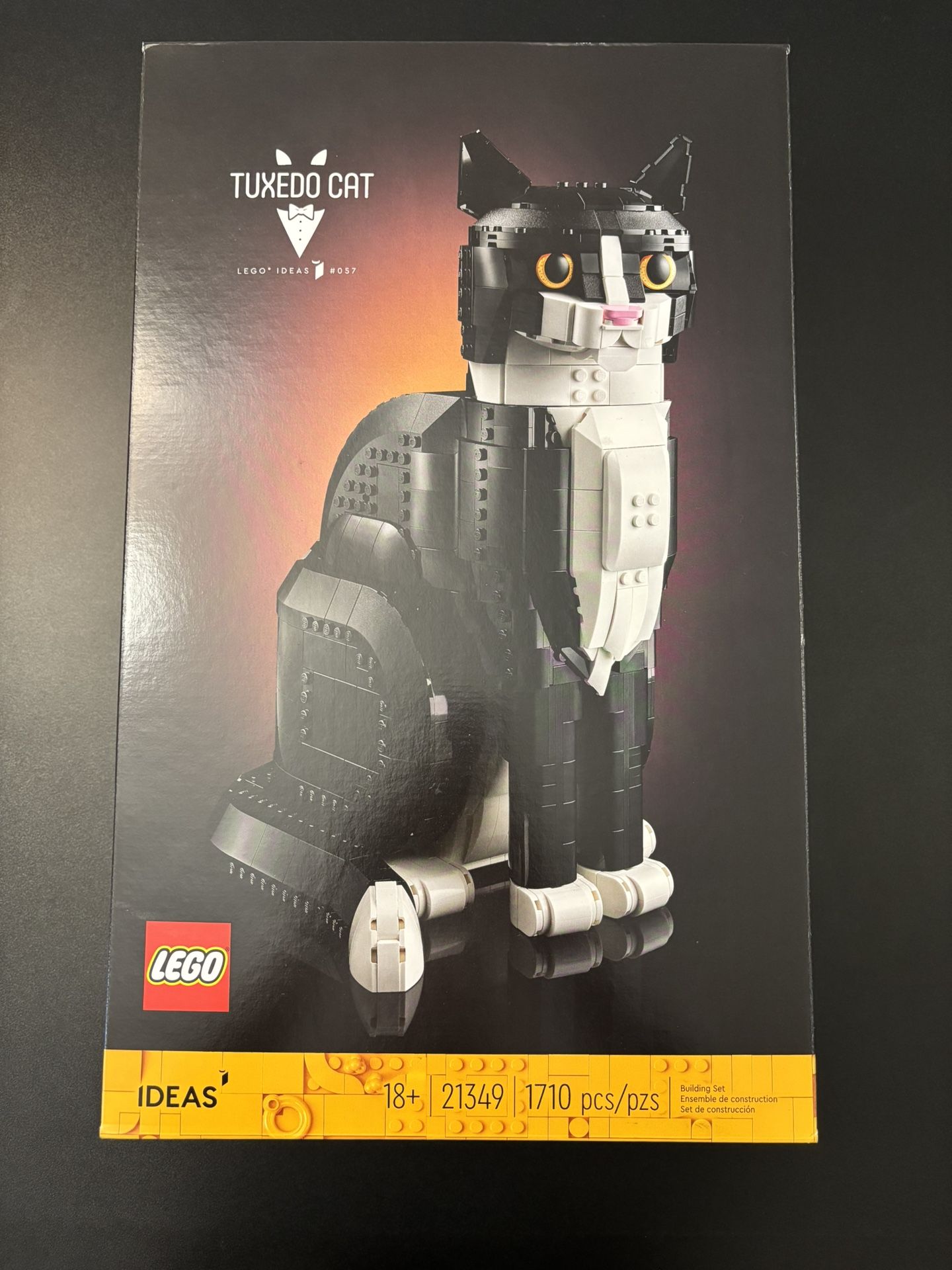 LEGO Tuxedo Cat Building Set for Adults SEALED- DIY Home Decor Craft Kit - 21349