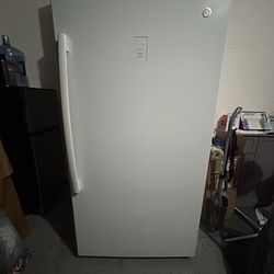 Upright Frigidaire Freezer 20 cu.ft