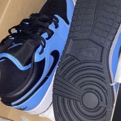 JORDAN 1 LOW UNIVERSITY 