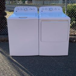 GE WASHER AND DRYER SET. 