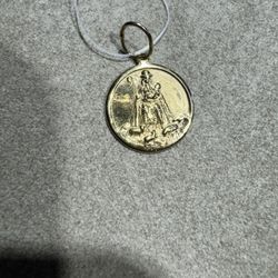 14m Caridad Del Cobre Charm 